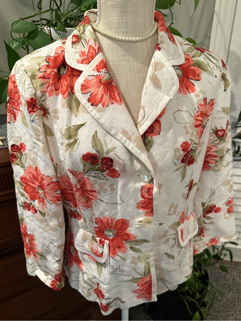 Emma James Coral Floral Linen-Blend Blazer on White